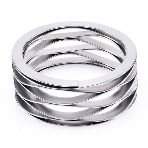 večvrstna valovna vzmet s podložkami na koncih