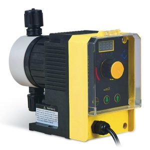 magnetna membranska dozirna črpalka